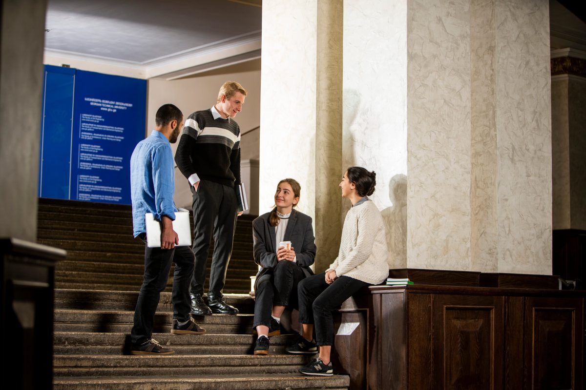 040942a0-d37c-46c3-93e3-21a8626e0c0f