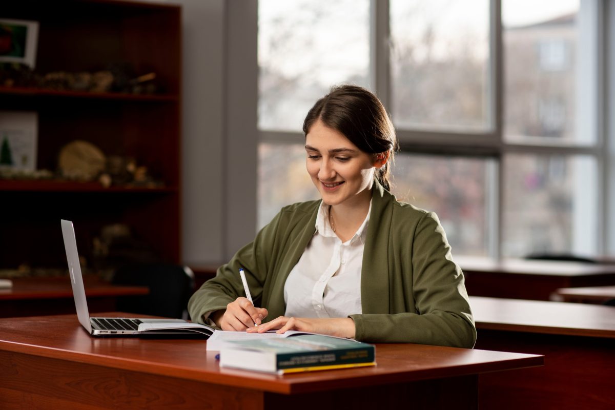 51c103d1-c8c5-431e-b7e7-04ab6919b97f