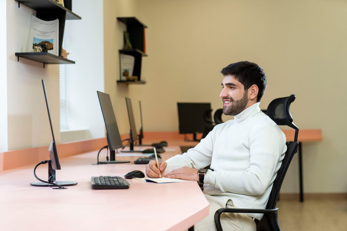 732f8f05-4bc1-484d-bb42-4321fdcb9256