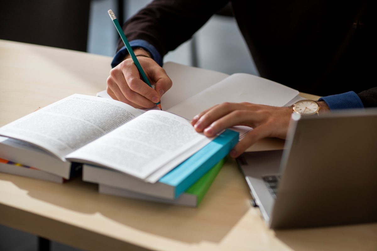 9b9de565-00cc-48b8-a981-77ca1f7b33d7