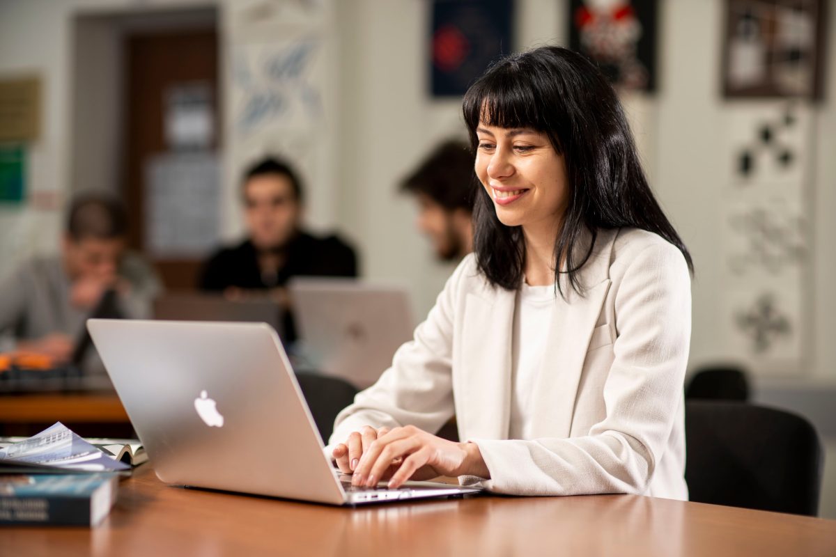 a03f5d17-6ec3-405e-8f80-a8c2ab40c04b